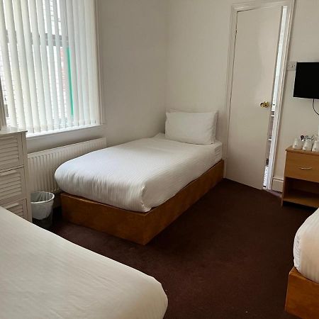 Cheers Hotel Блекпул Екстериор снимка