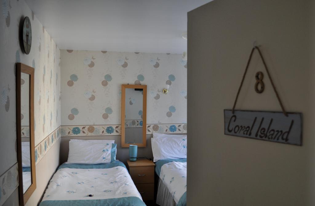 Cheers Hotel Блекпул Екстериор снимка